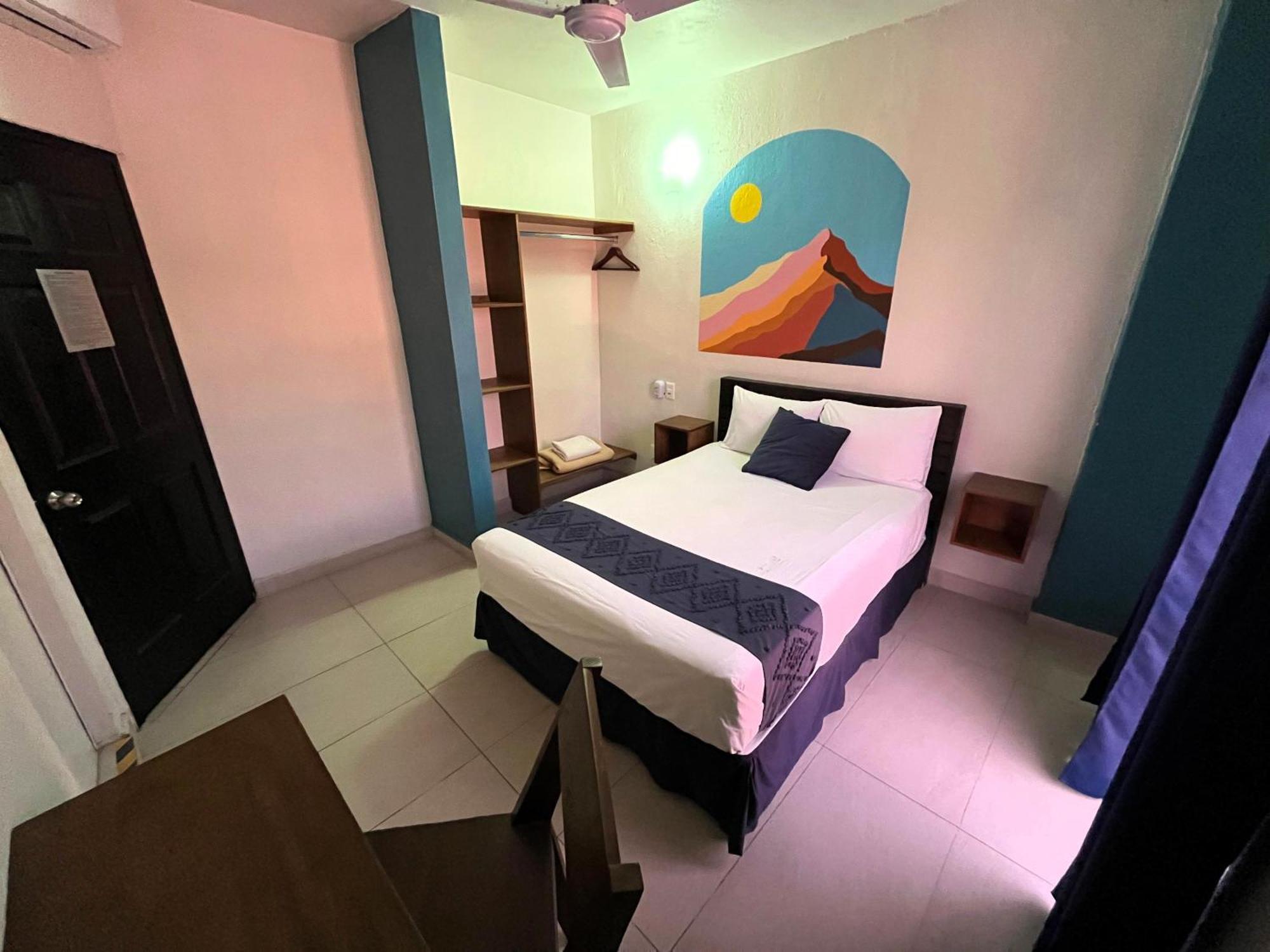 Hotel Juarez 70 Colima Kültér fotó